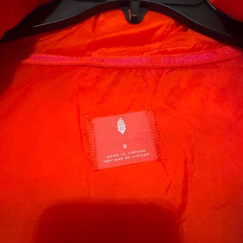 FP Movement by Free People Red Bubble Puffer Vest - Picture 6 of 12